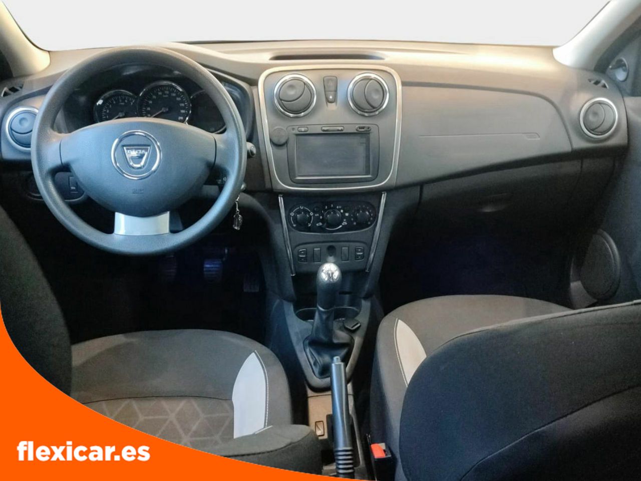 Foto Dacia Sandero 12