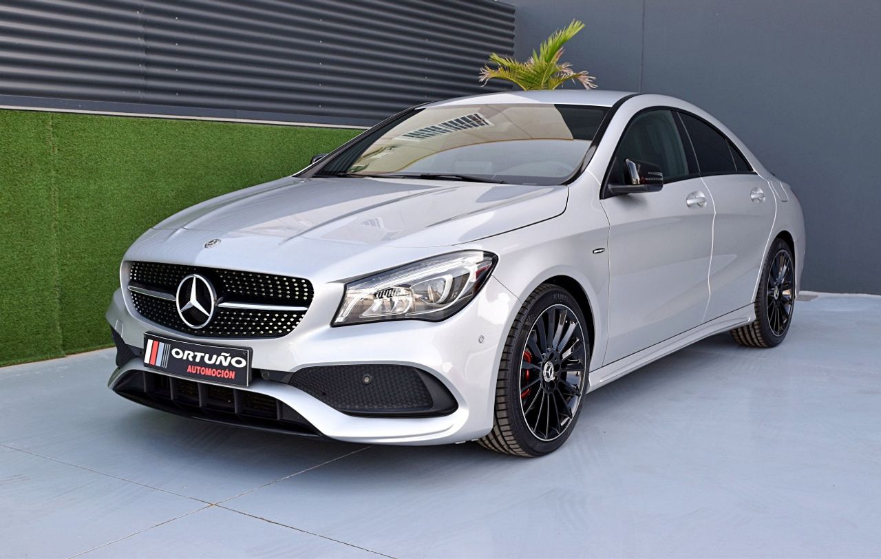 Foto Mercedes-Benz Clase CLA 24