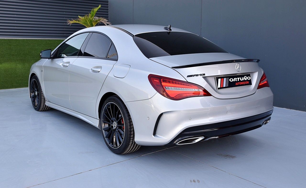 Foto Mercedes-Benz Clase CLA 64