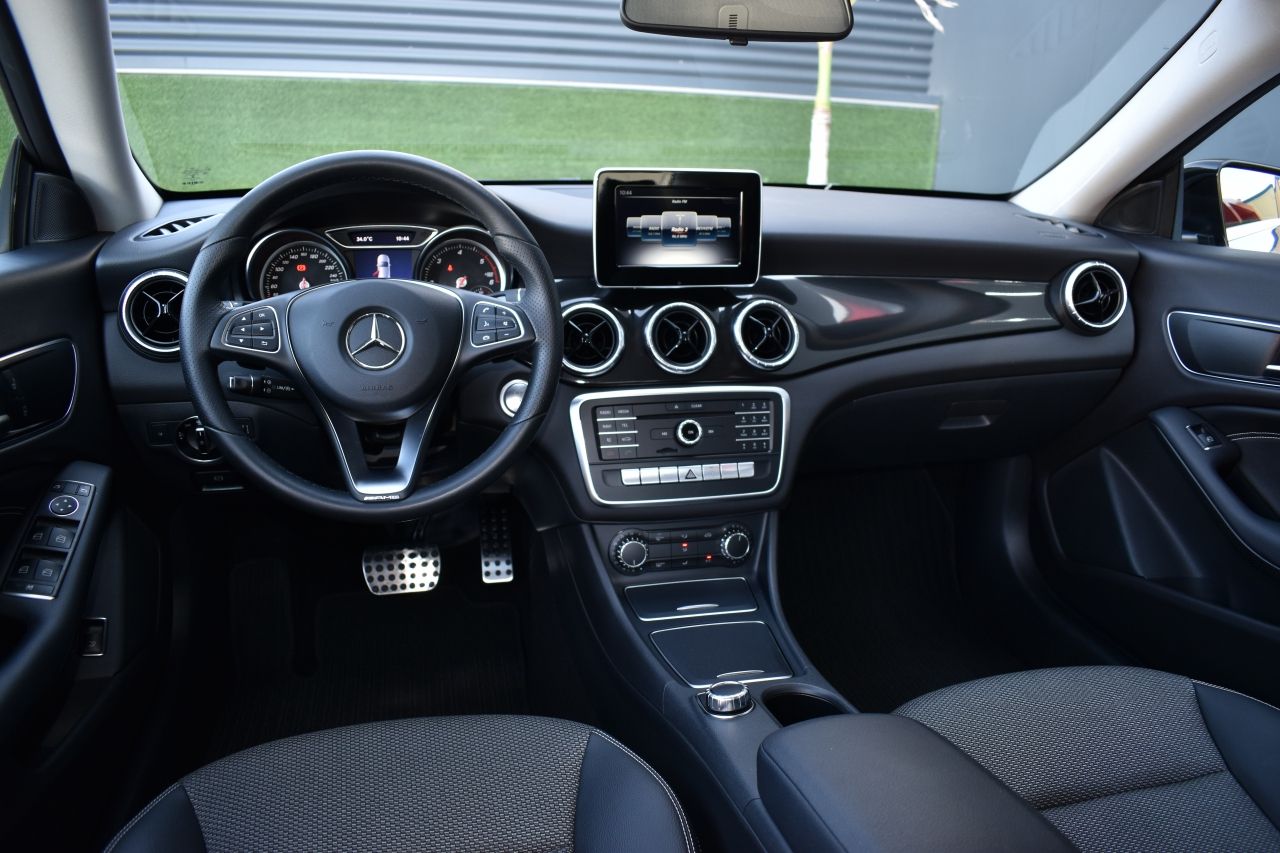 Foto Mercedes-Benz Clase CLA 78