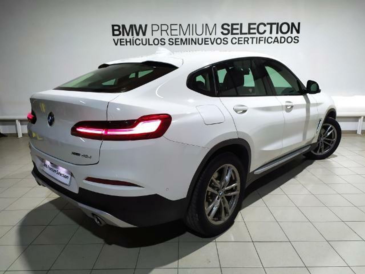 Foto BMW X4 4