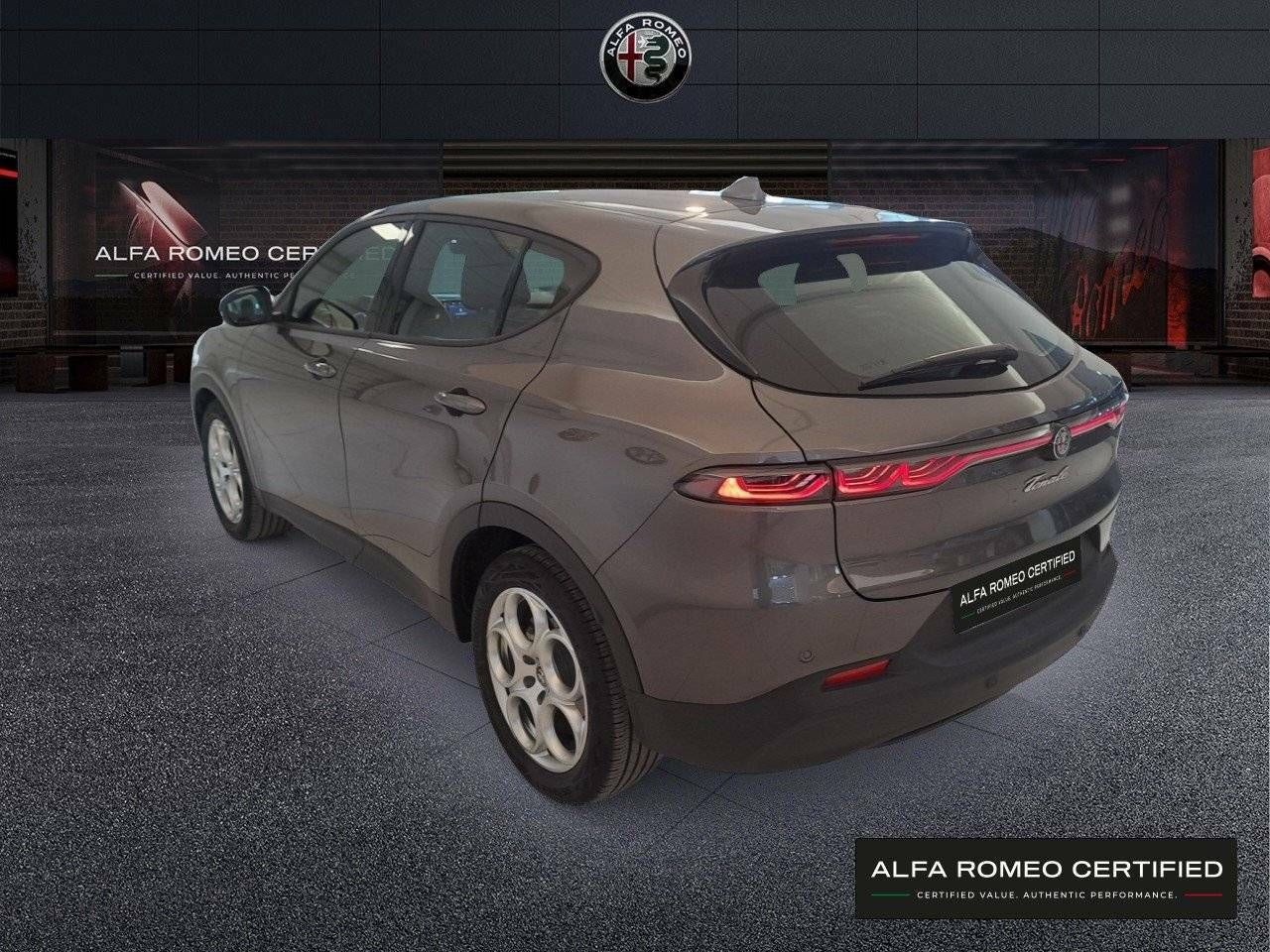 Foto Alfa Romeo Tonale 7