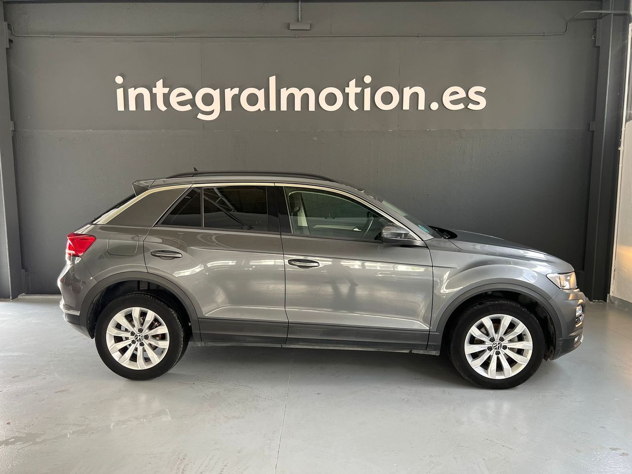 Foto Volkswagen T-Roc 4