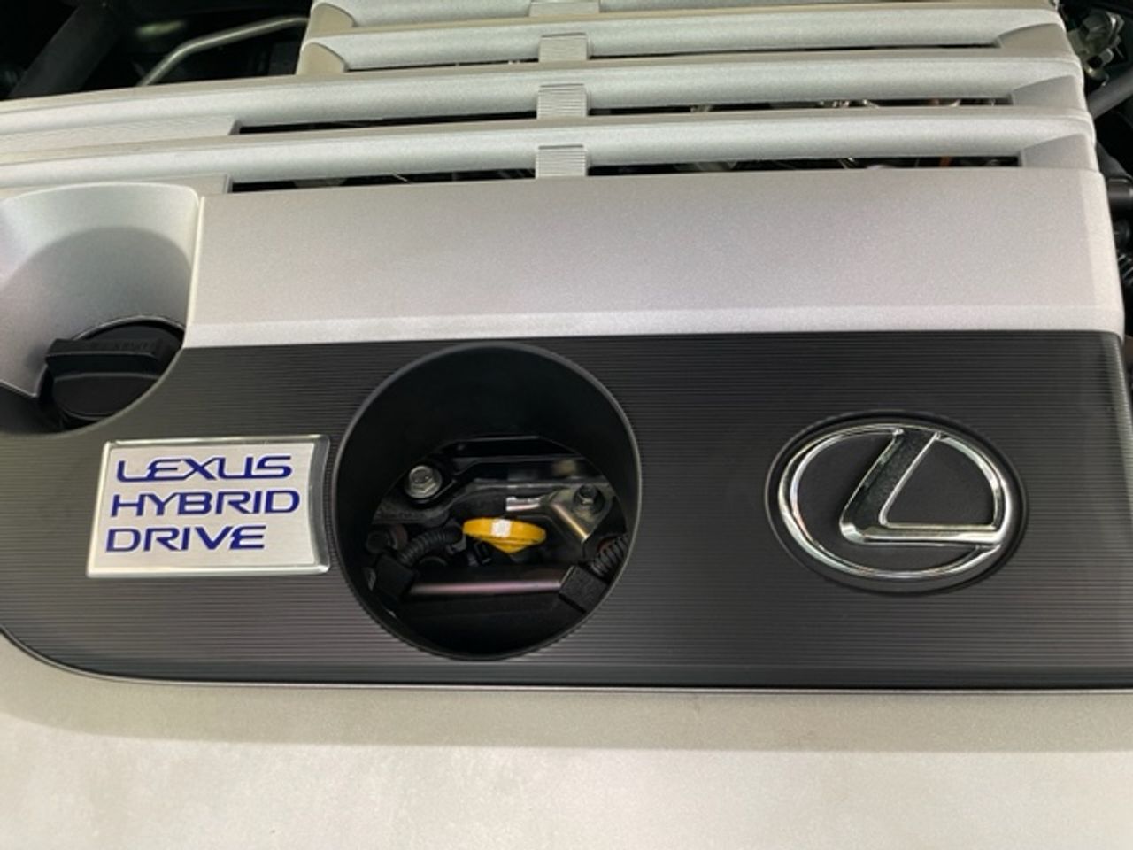 Foto Lexus UX 48