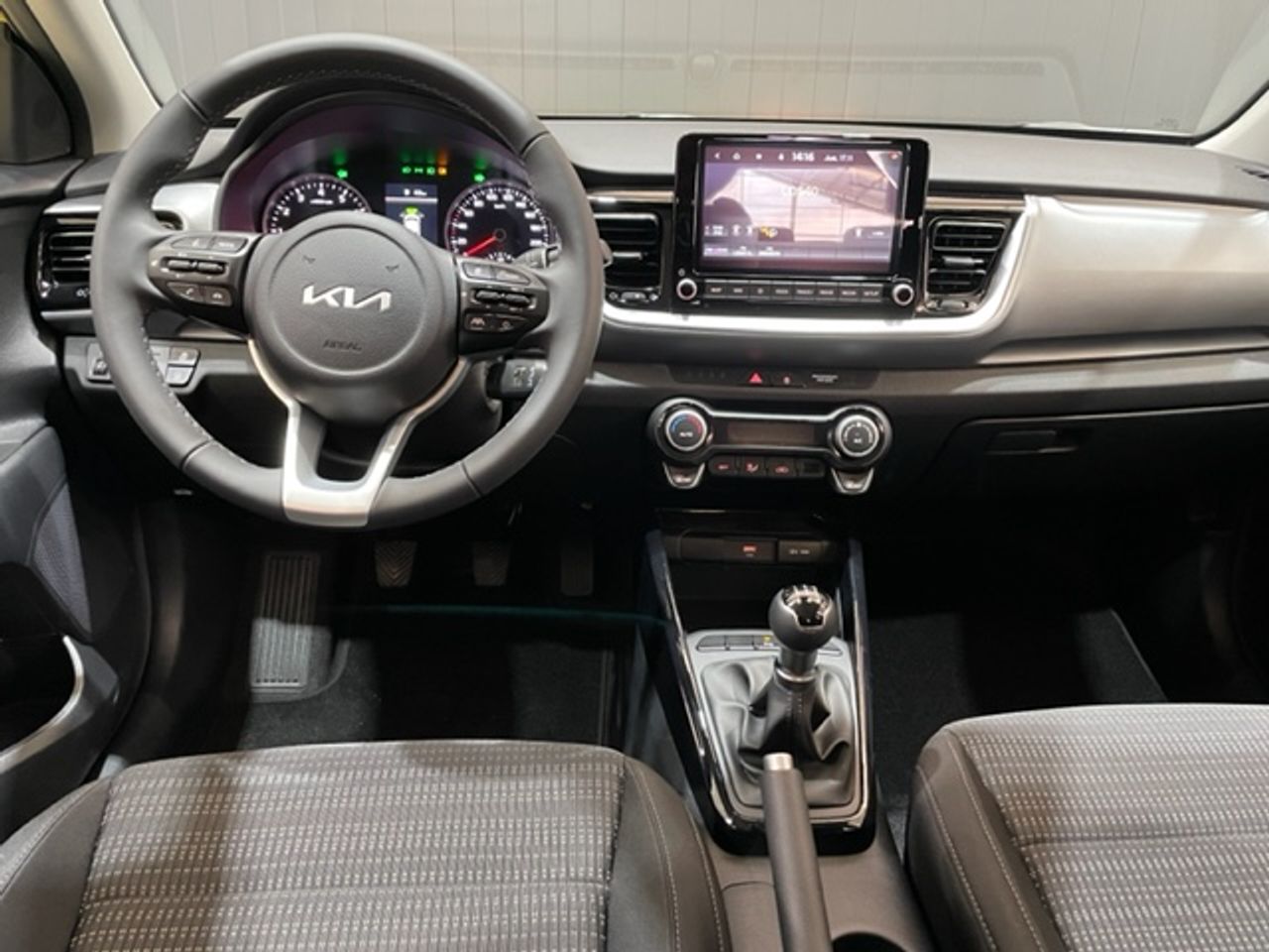 Foto Kia Stonic 11