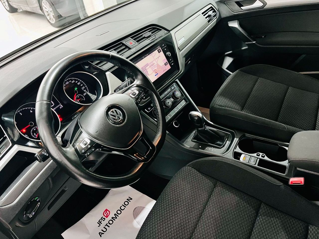 Foto Volkswagen Touran 8