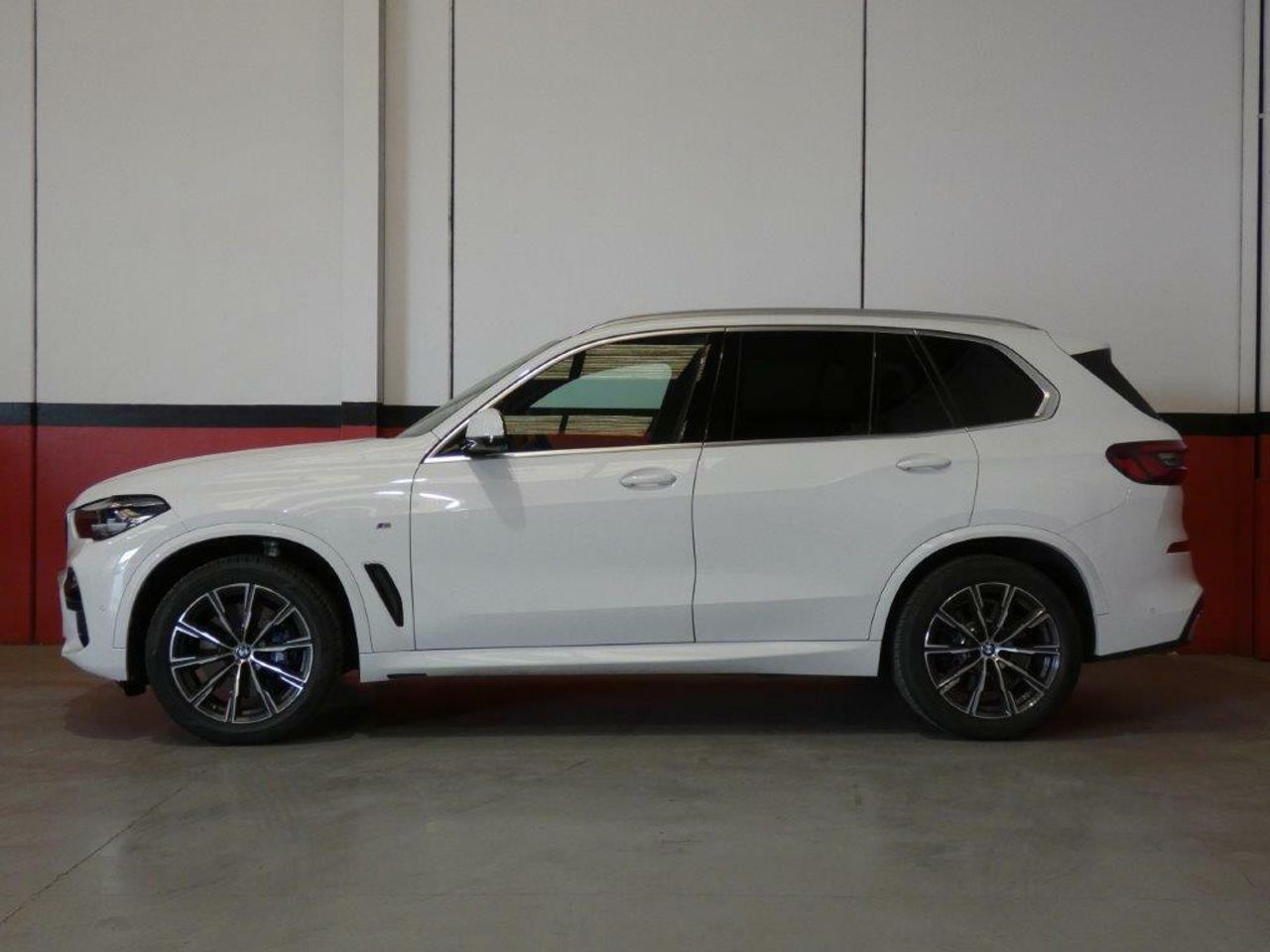 Foto BMW X5 4