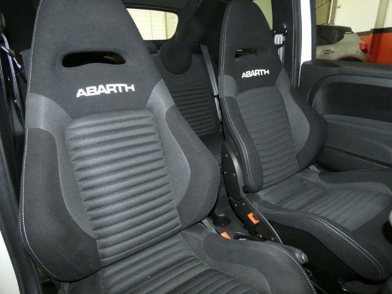 Foto Abarth 500C 22