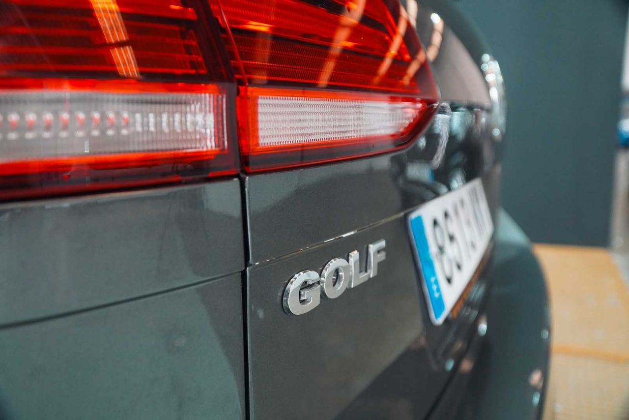 Foto Volkswagen Golf 15