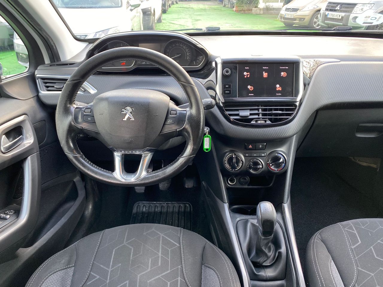 Foto Peugeot 2008 10