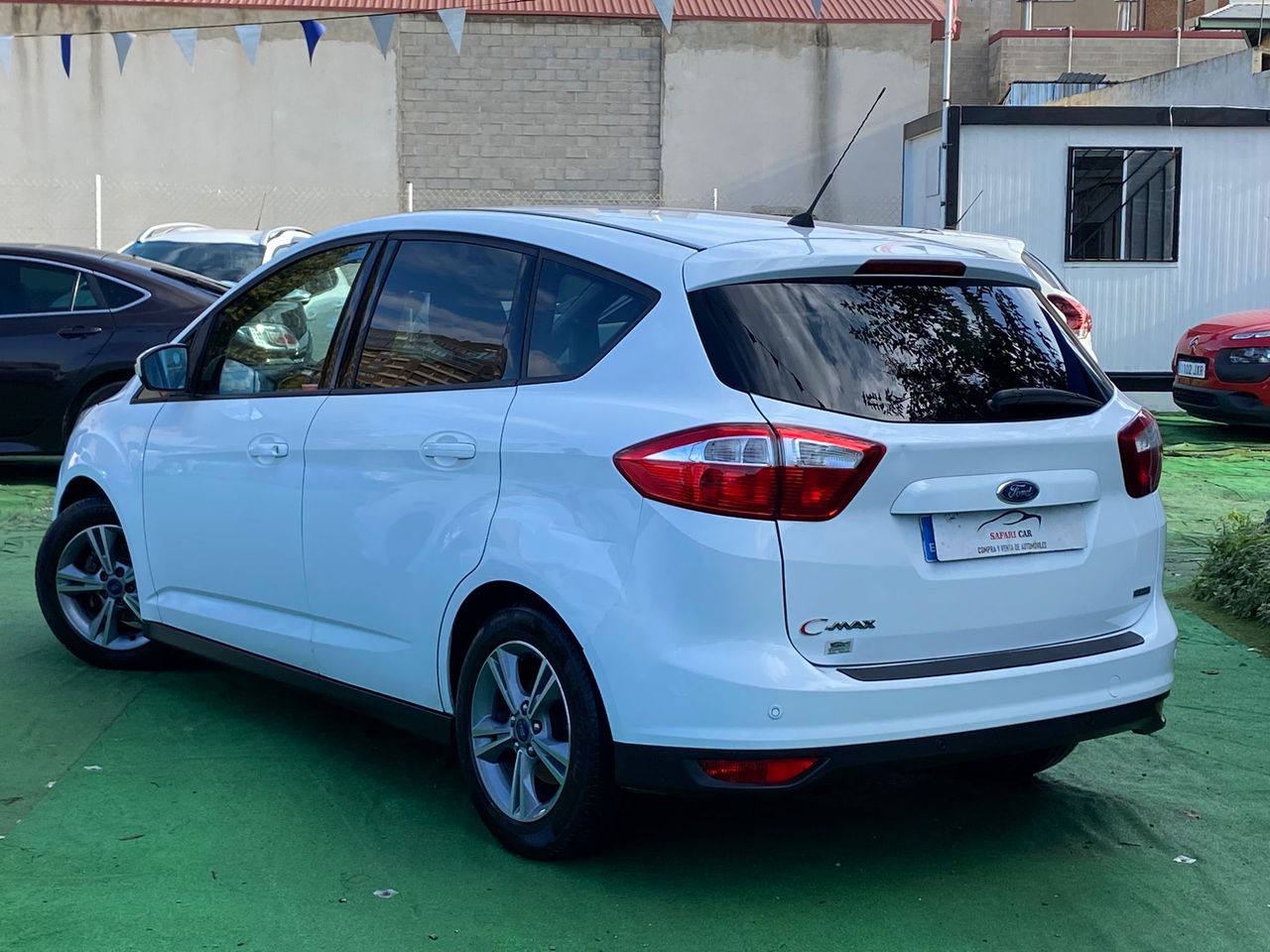 Foto Ford C-Max 18