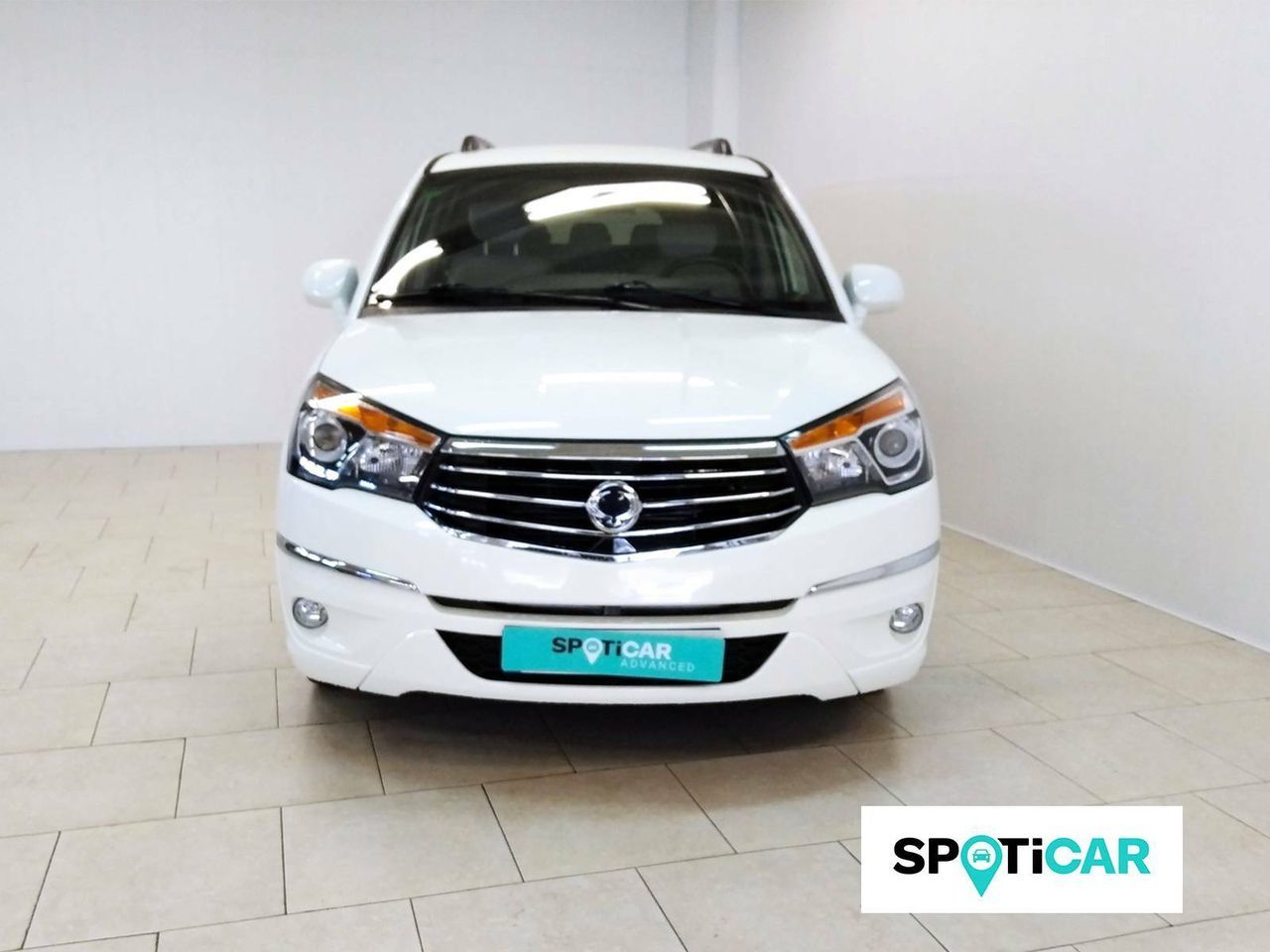 Foto SsangYong Rodius 2