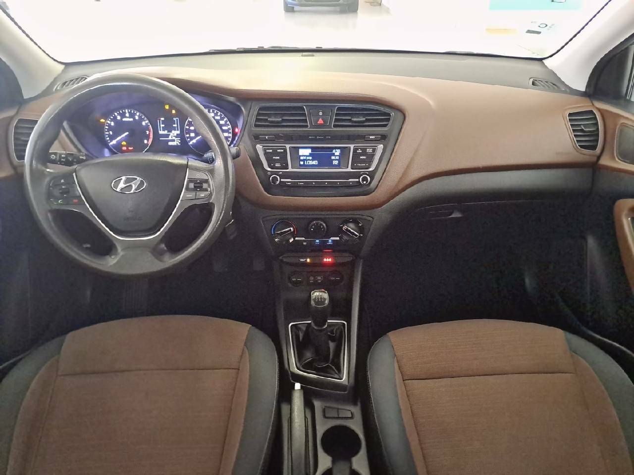 Foto Hyundai i20 8