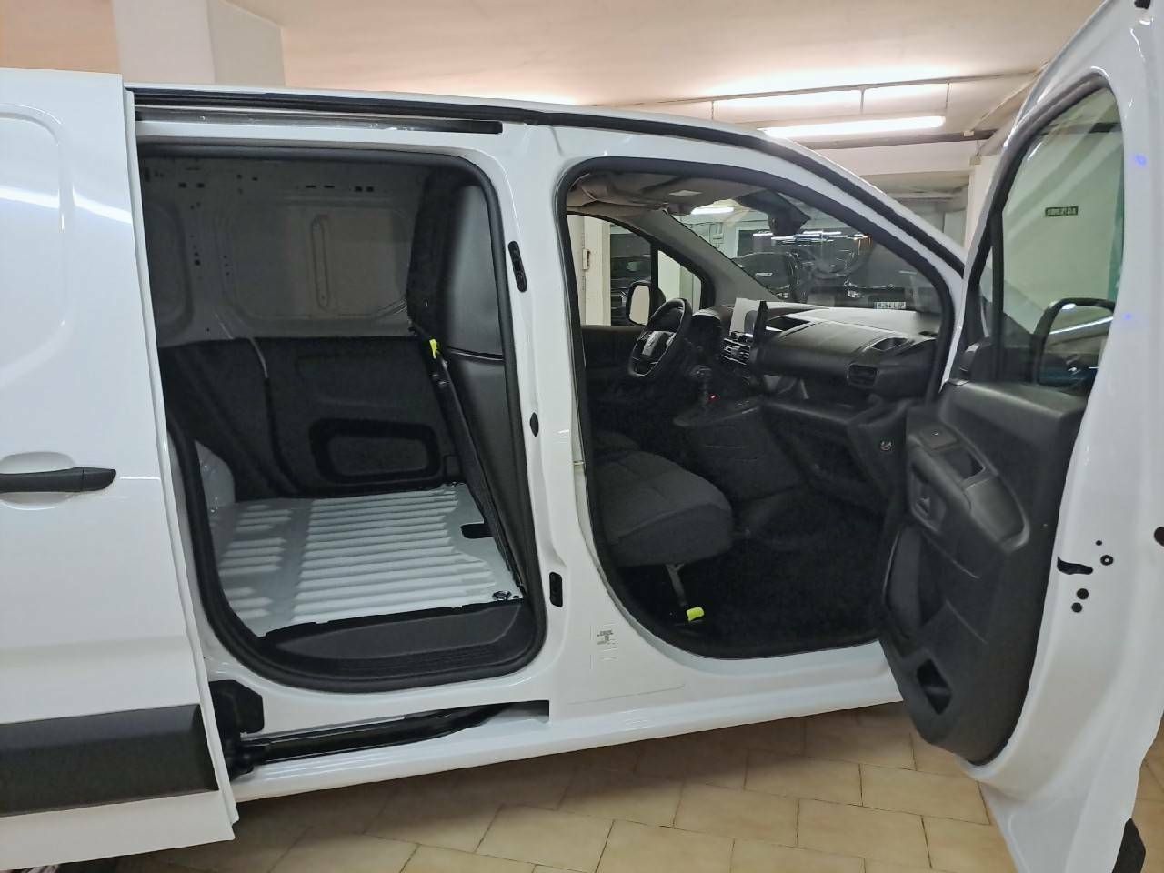 Foto Citroën Berlingo 21