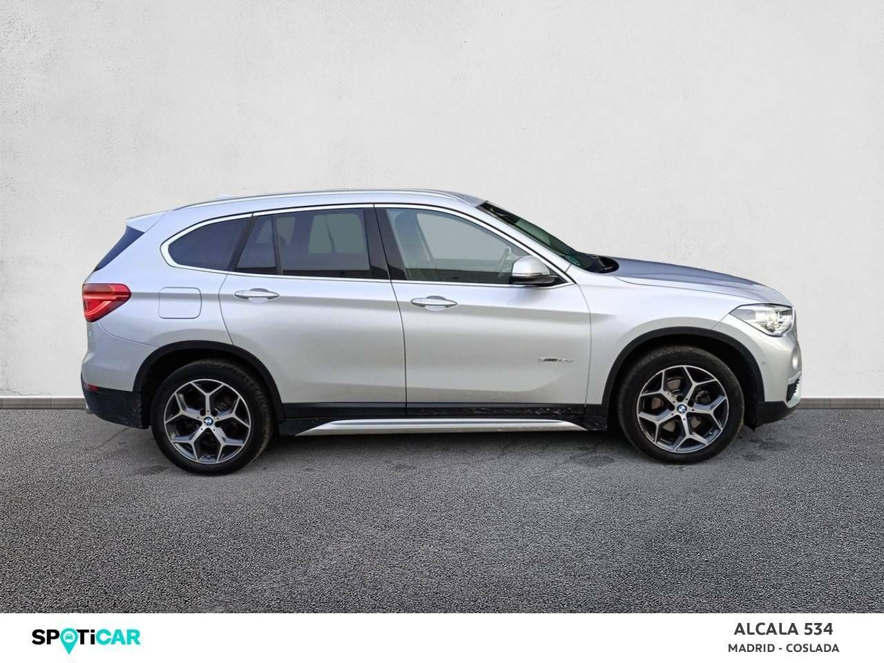 Foto BMW X1 4