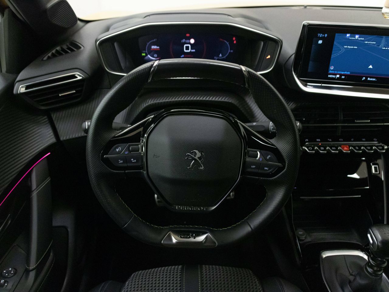 Foto Peugeot 208 16