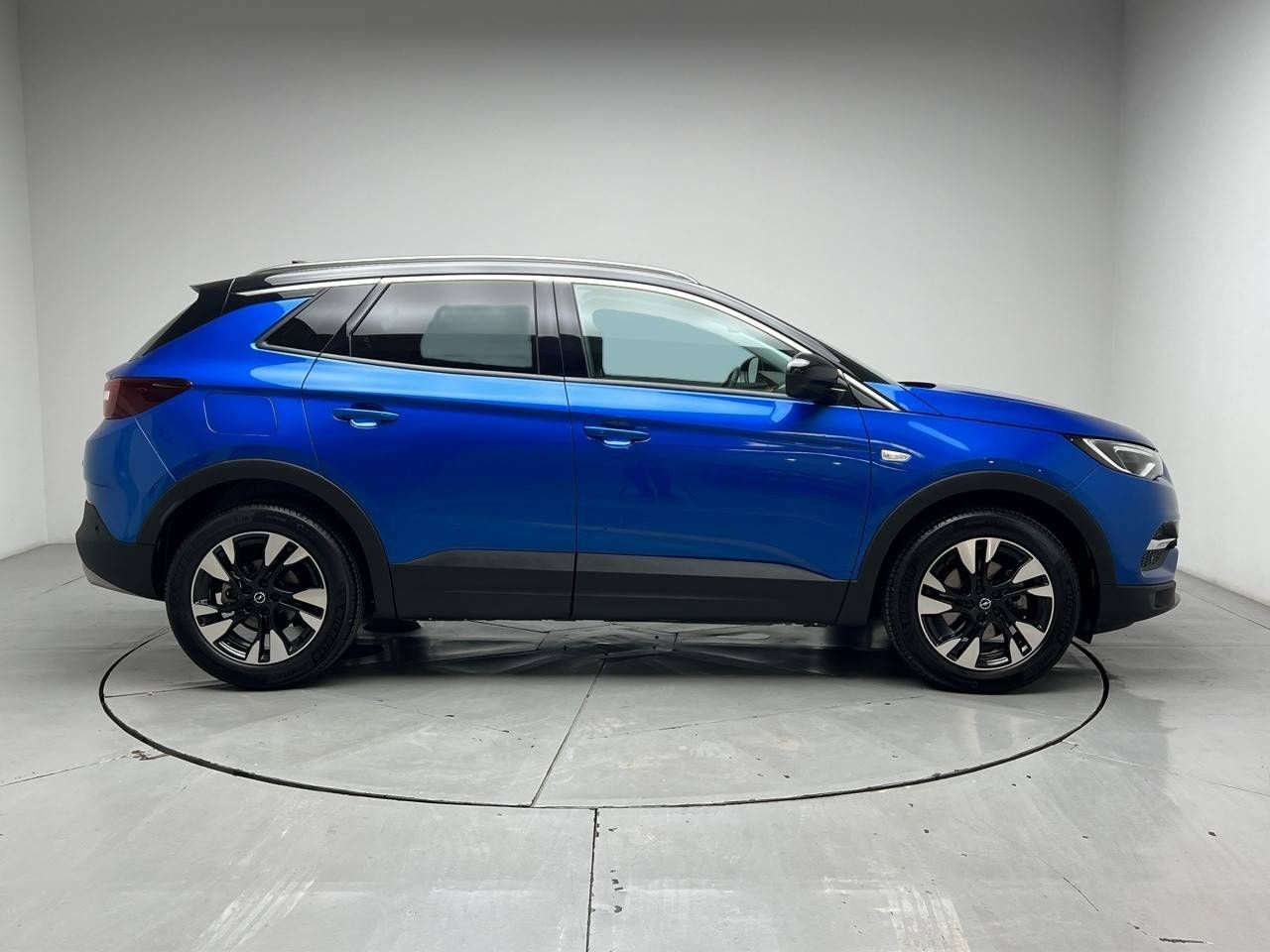 Foto Opel Grandland X 3