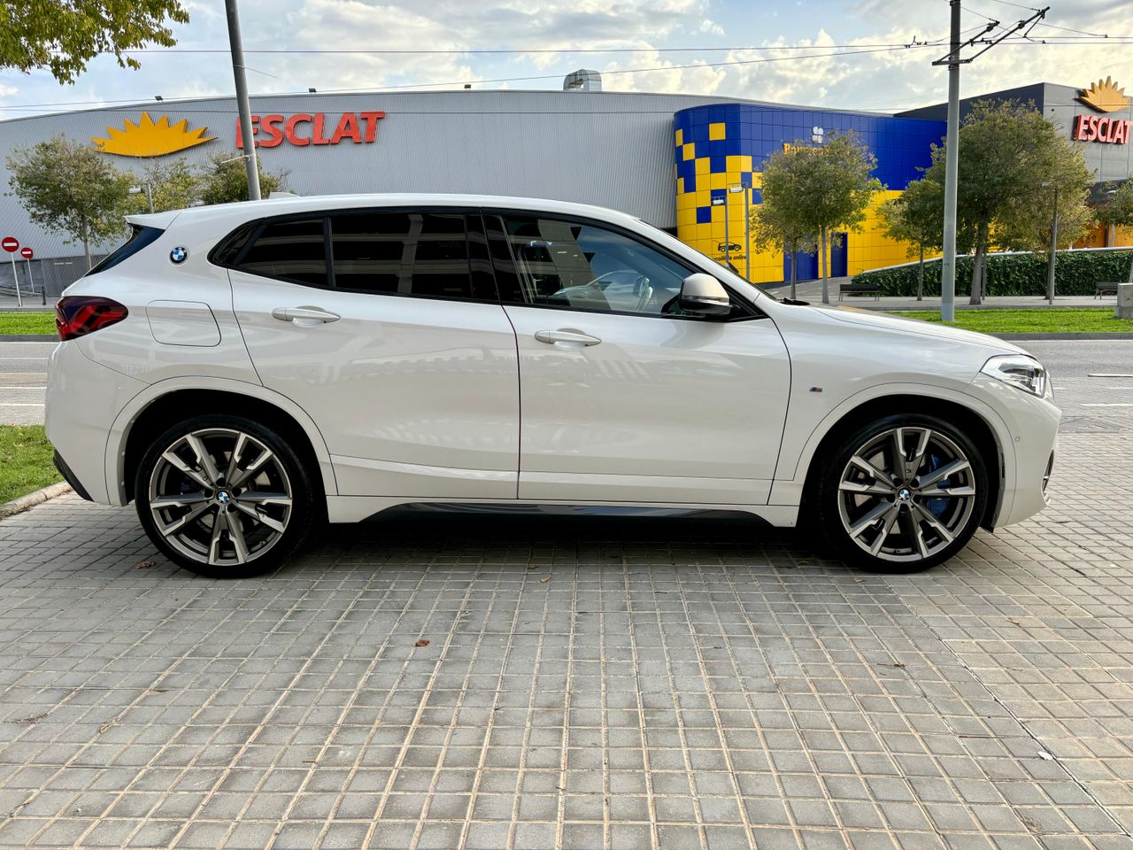 Foto BMW X2 4