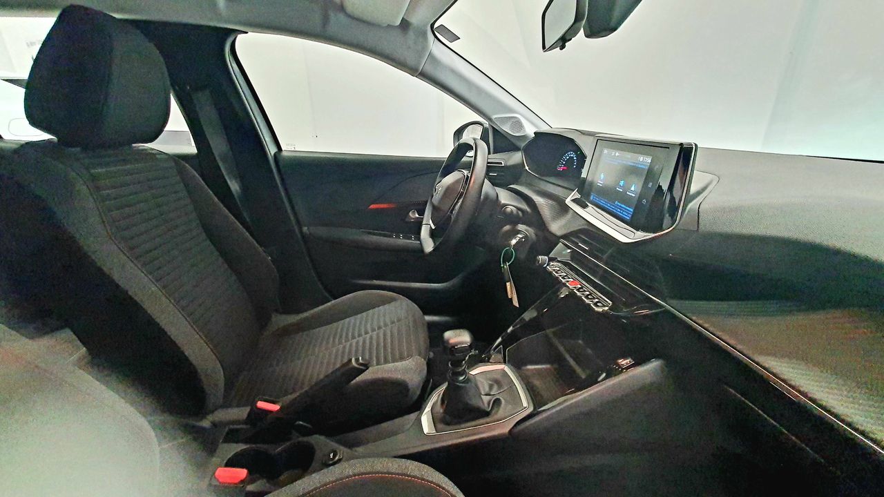 Foto Peugeot 208 9