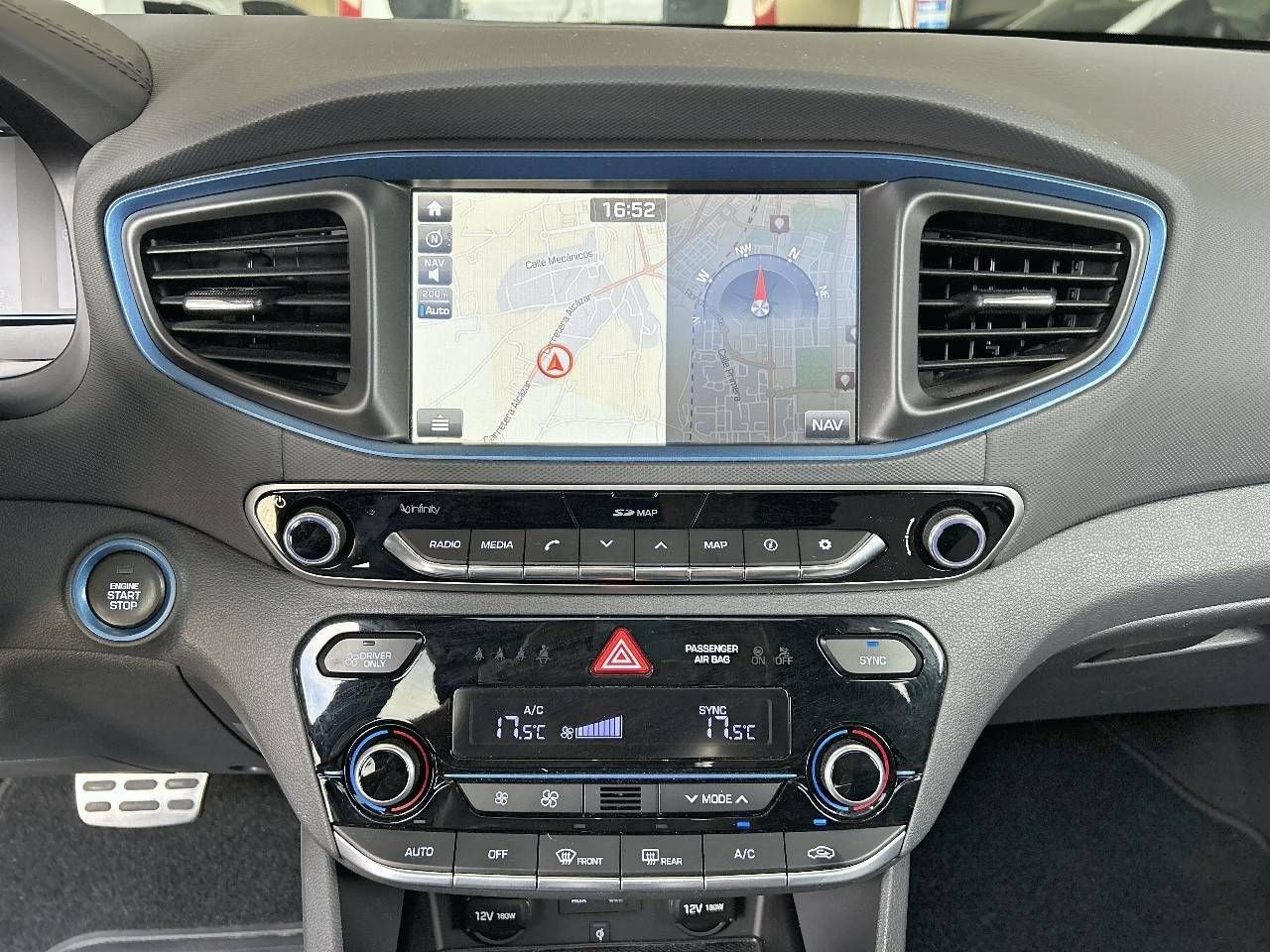 Foto Hyundai IONIQ 15