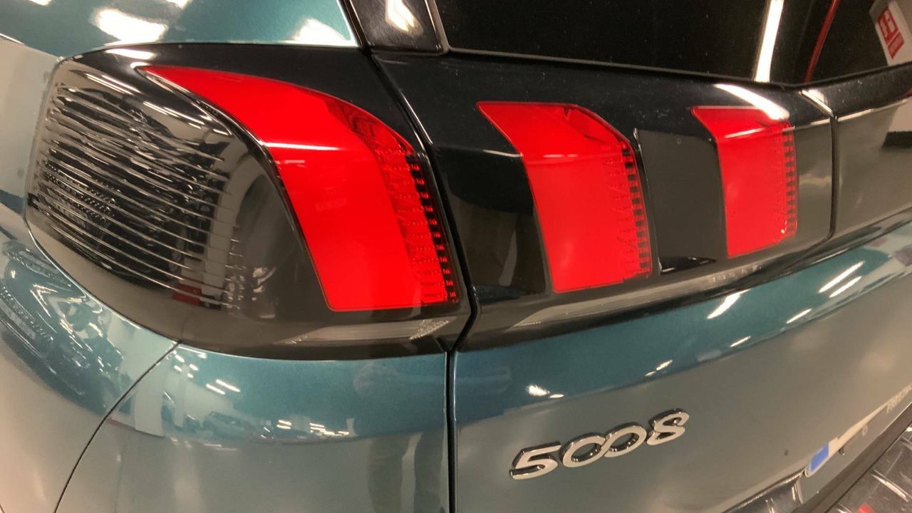 Foto Peugeot 5008 15