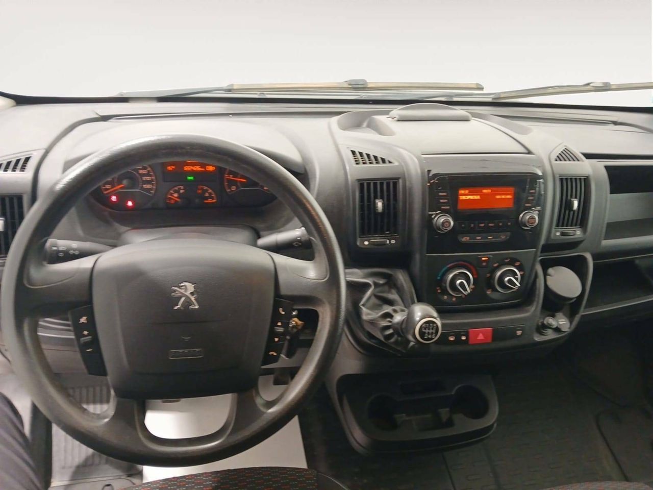 Foto Peugeot Boxer 8