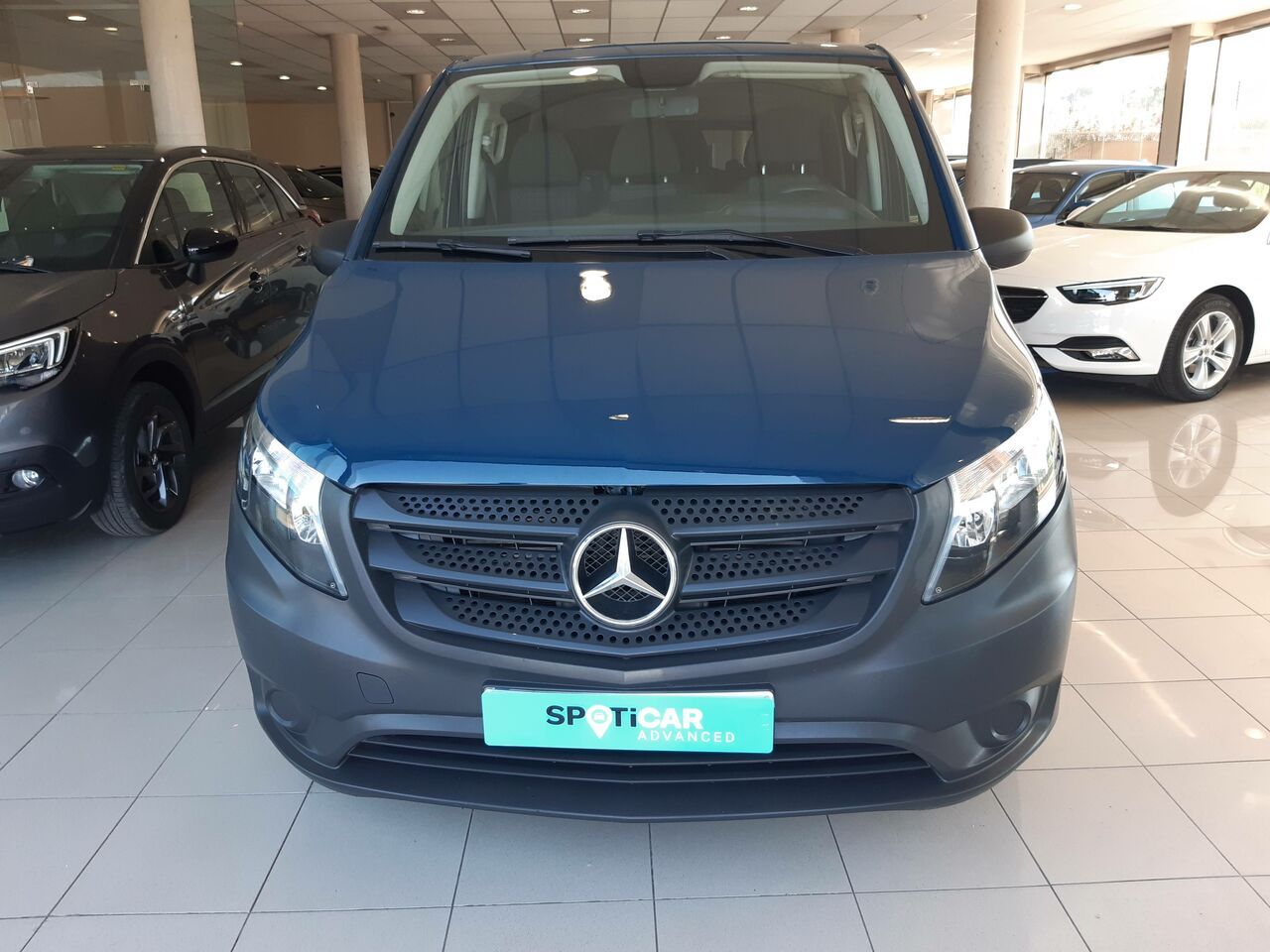 Foto Mercedes-Benz Vito 2