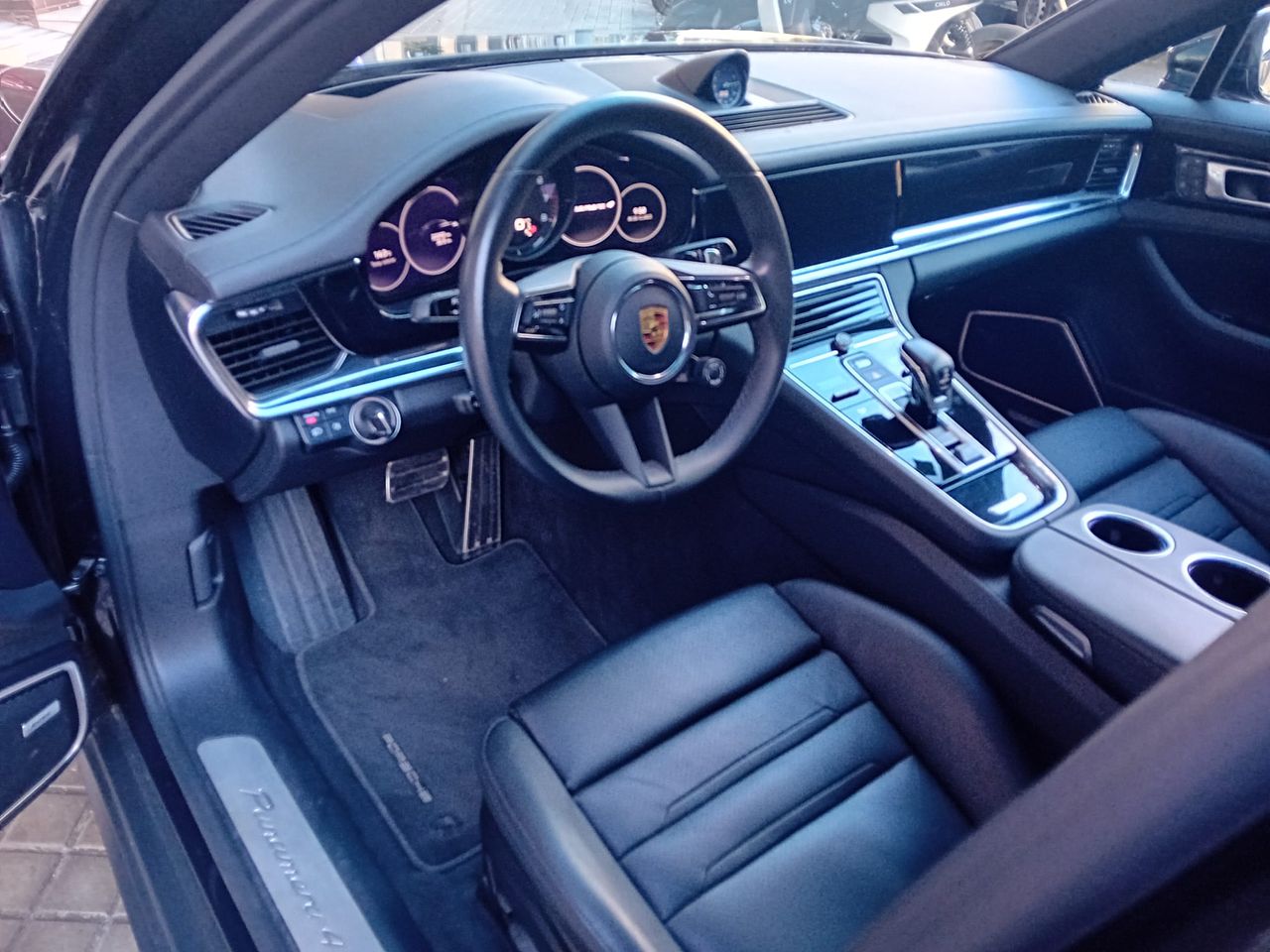 Foto Porsche Panamera 8