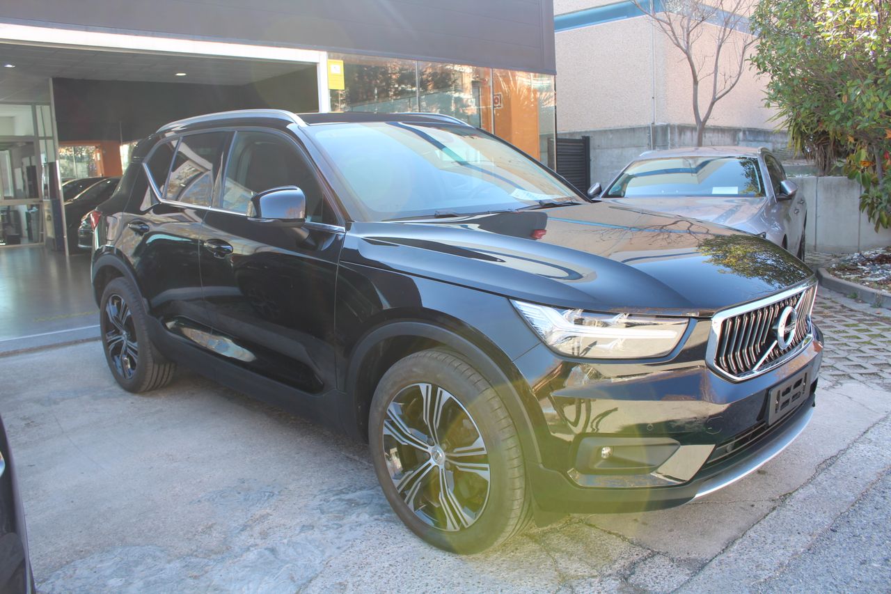 Foto Volvo XC40 3