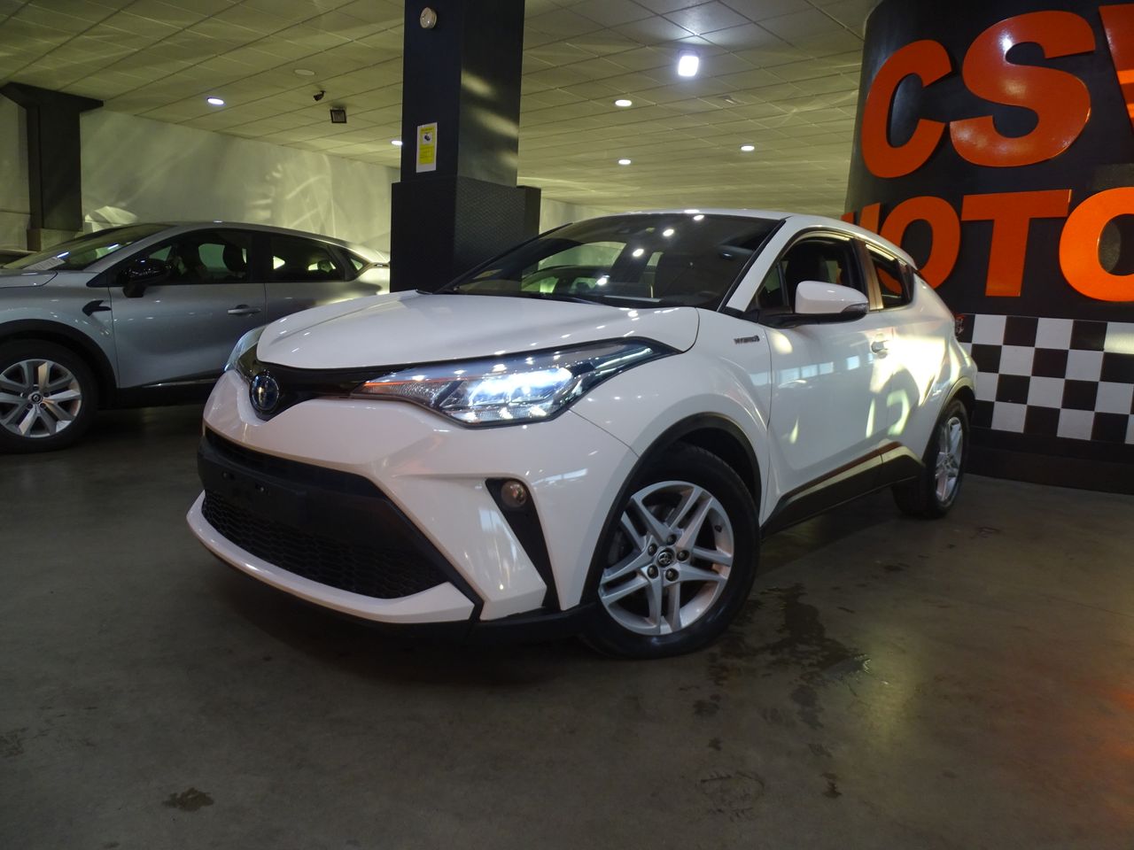 Foto Toyota C-HR 1