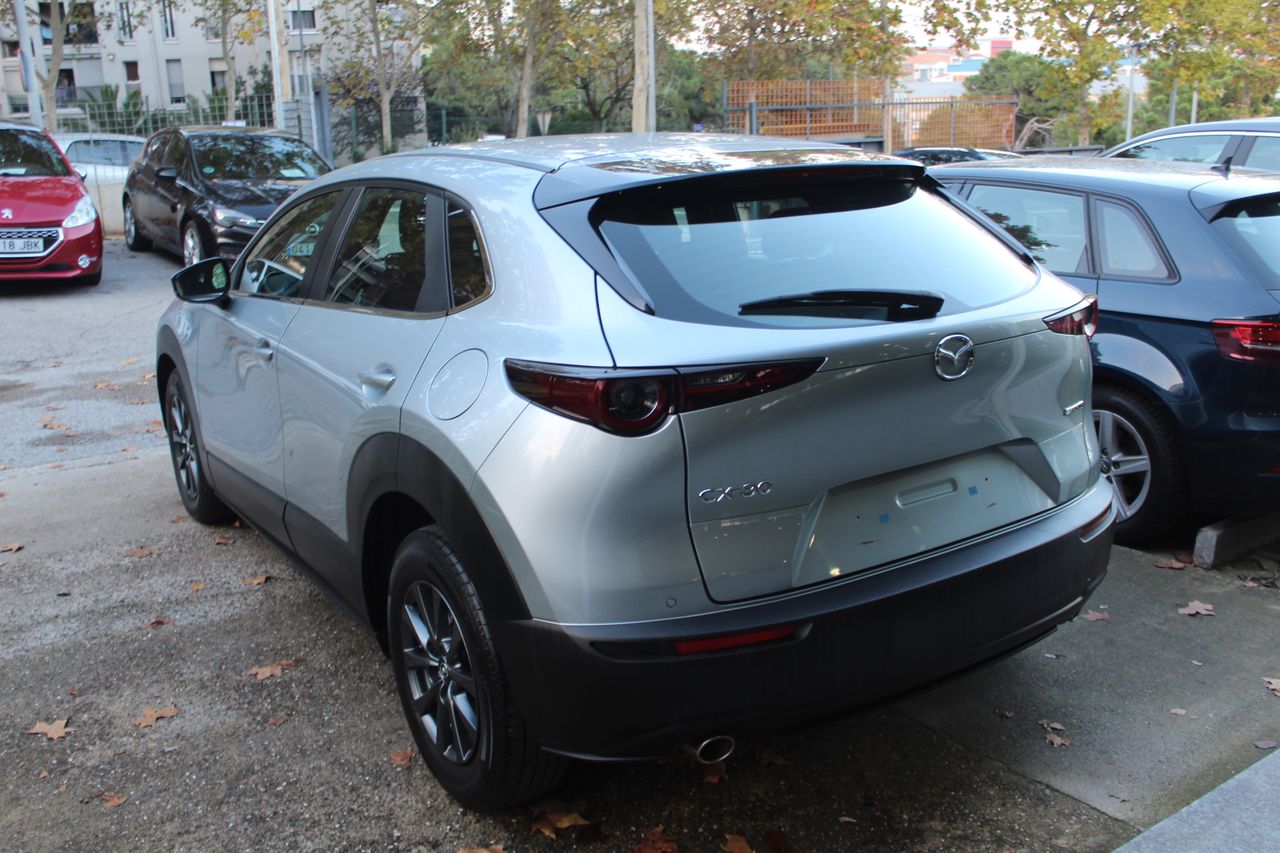 Foto Mazda CX-30 4