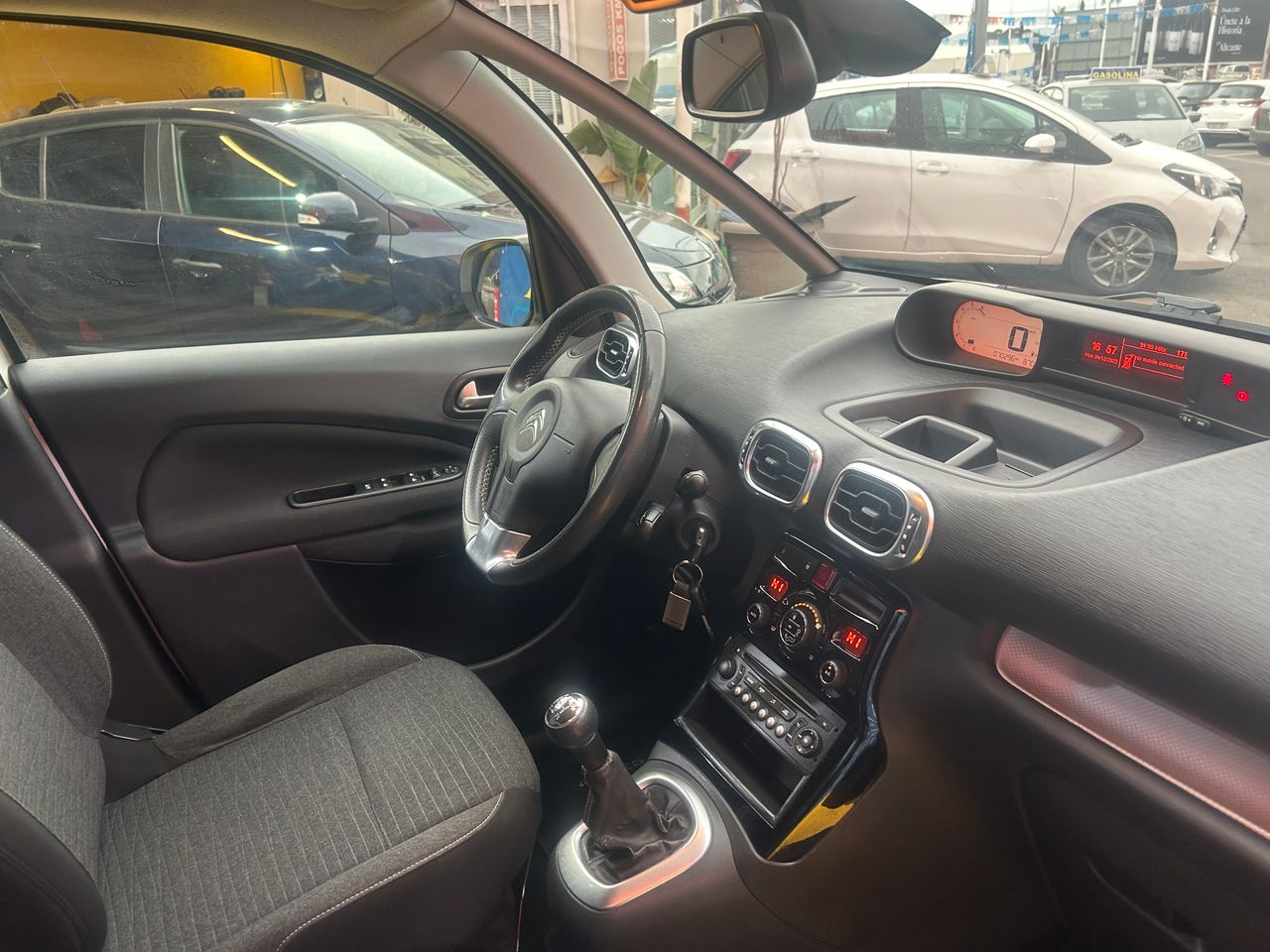 Foto Citroën C3 Picasso 18