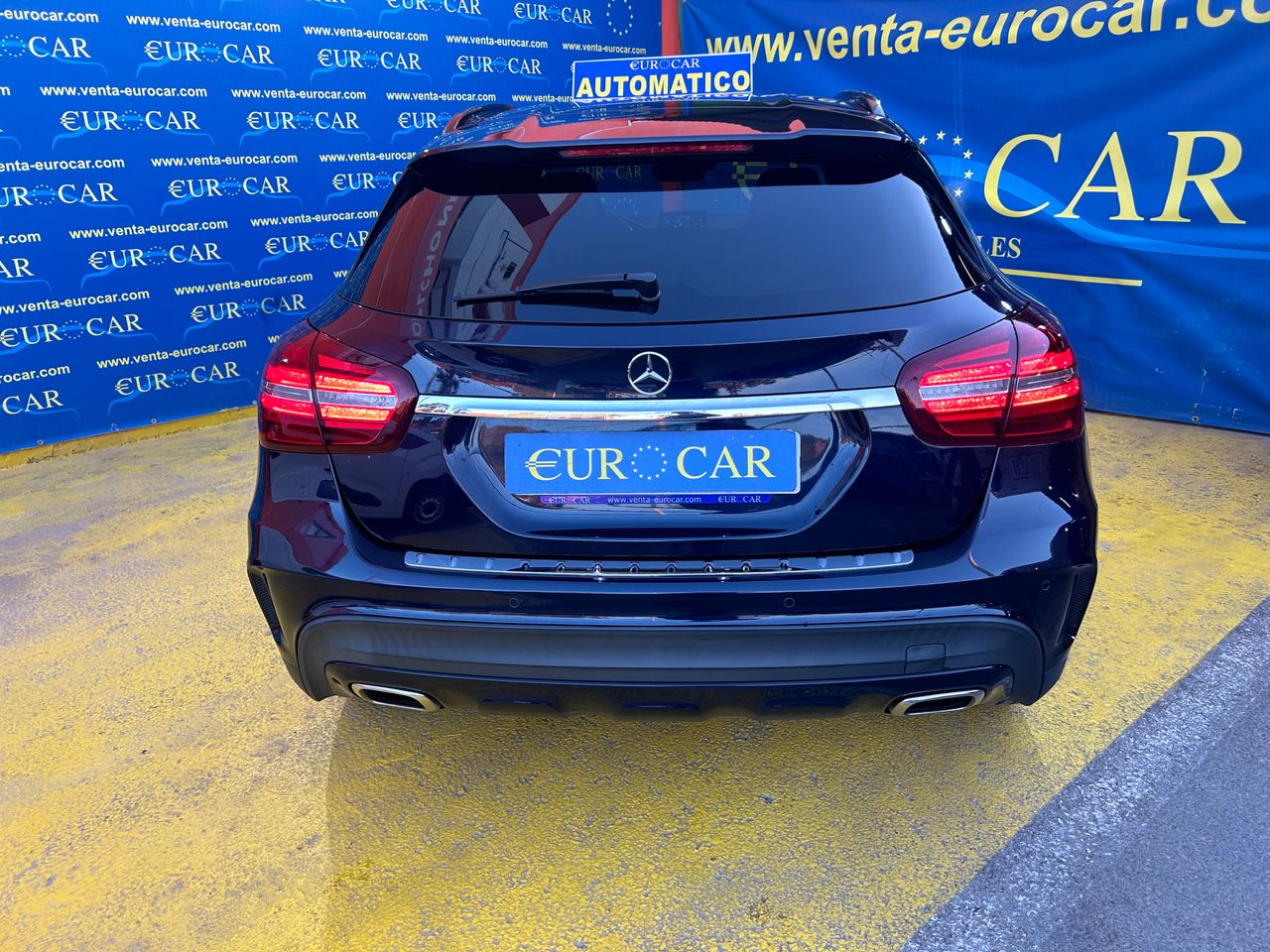 Foto Mercedes-Benz Clase GLA 26