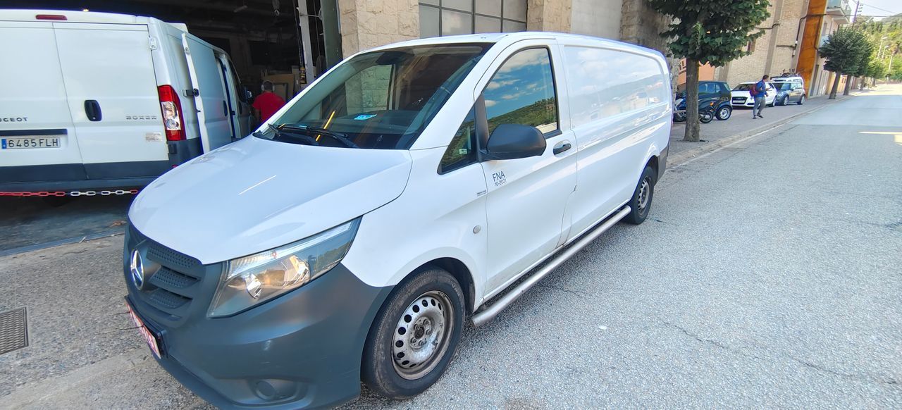 Foto Mercedes-Benz Vito 1