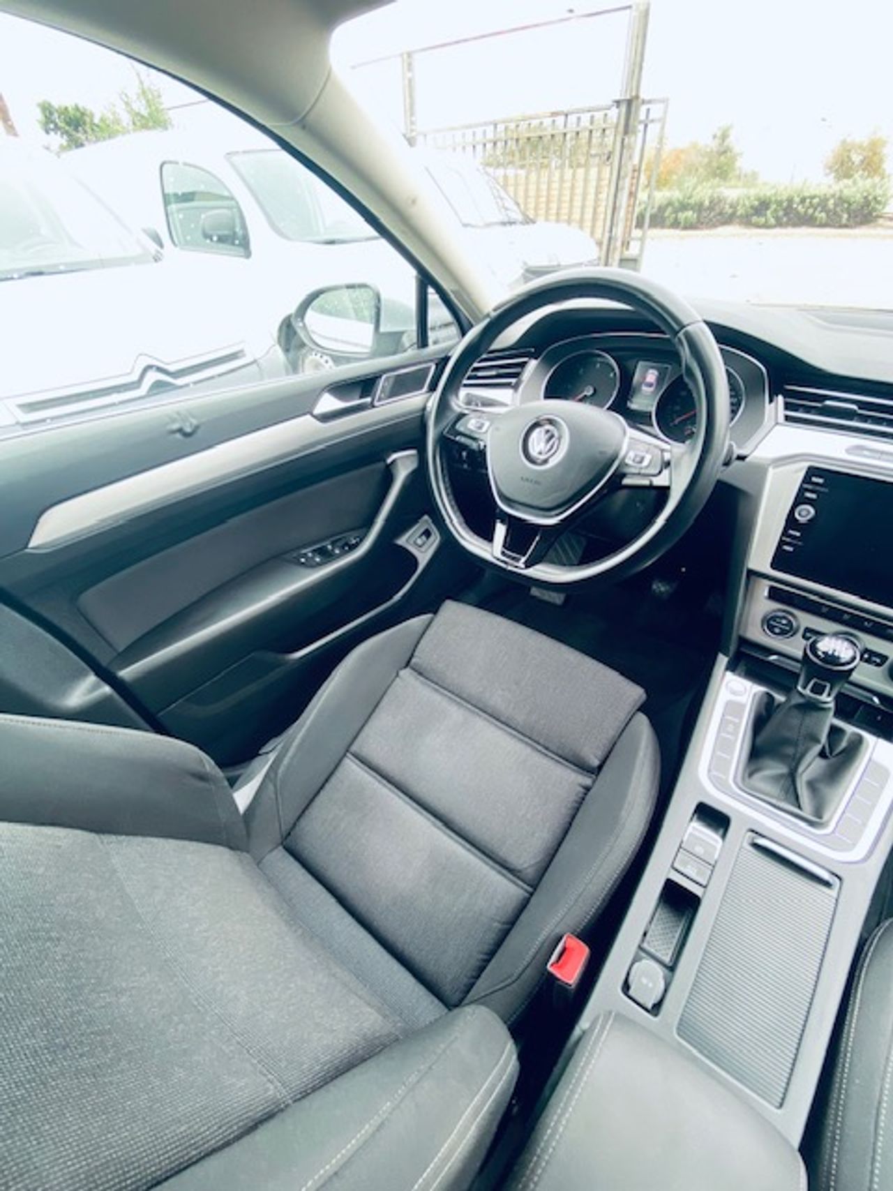 Foto Volkswagen Passat 16