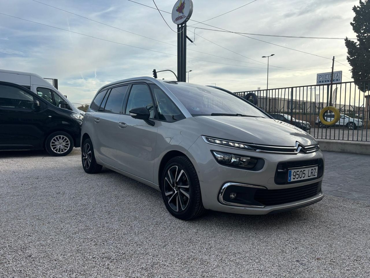 Foto Citroën C4 Spacetourer 10