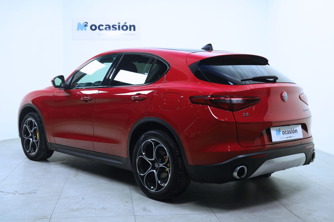 Foto Alfa Romeo Stelvio 5