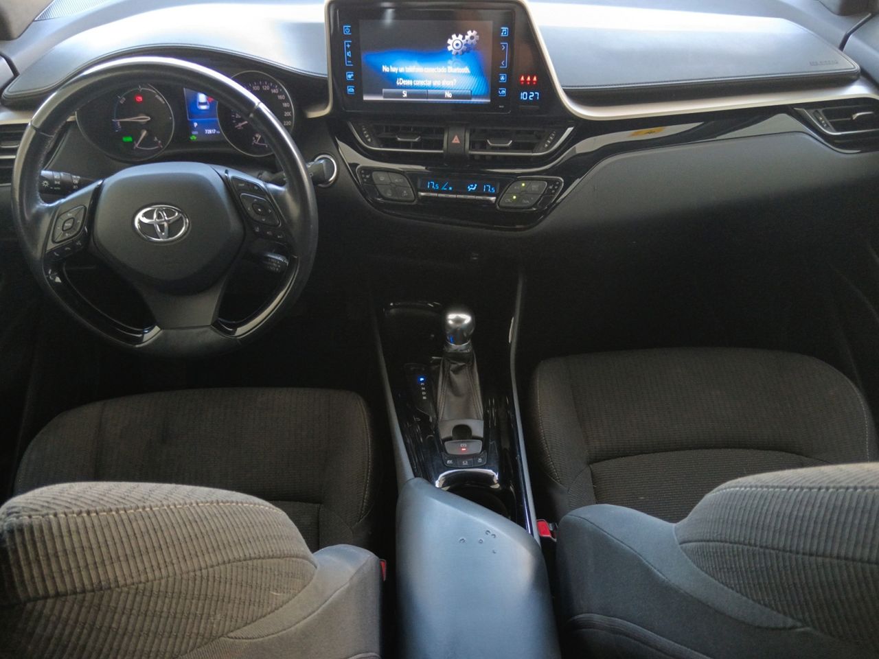 Foto Toyota C-HR 6