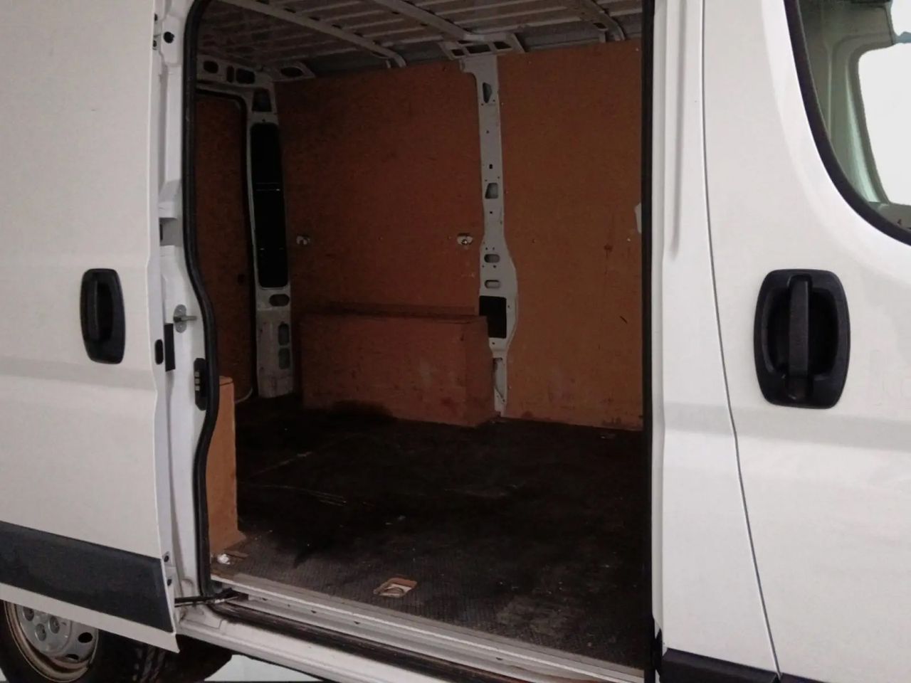 Foto Peugeot Boxer 11