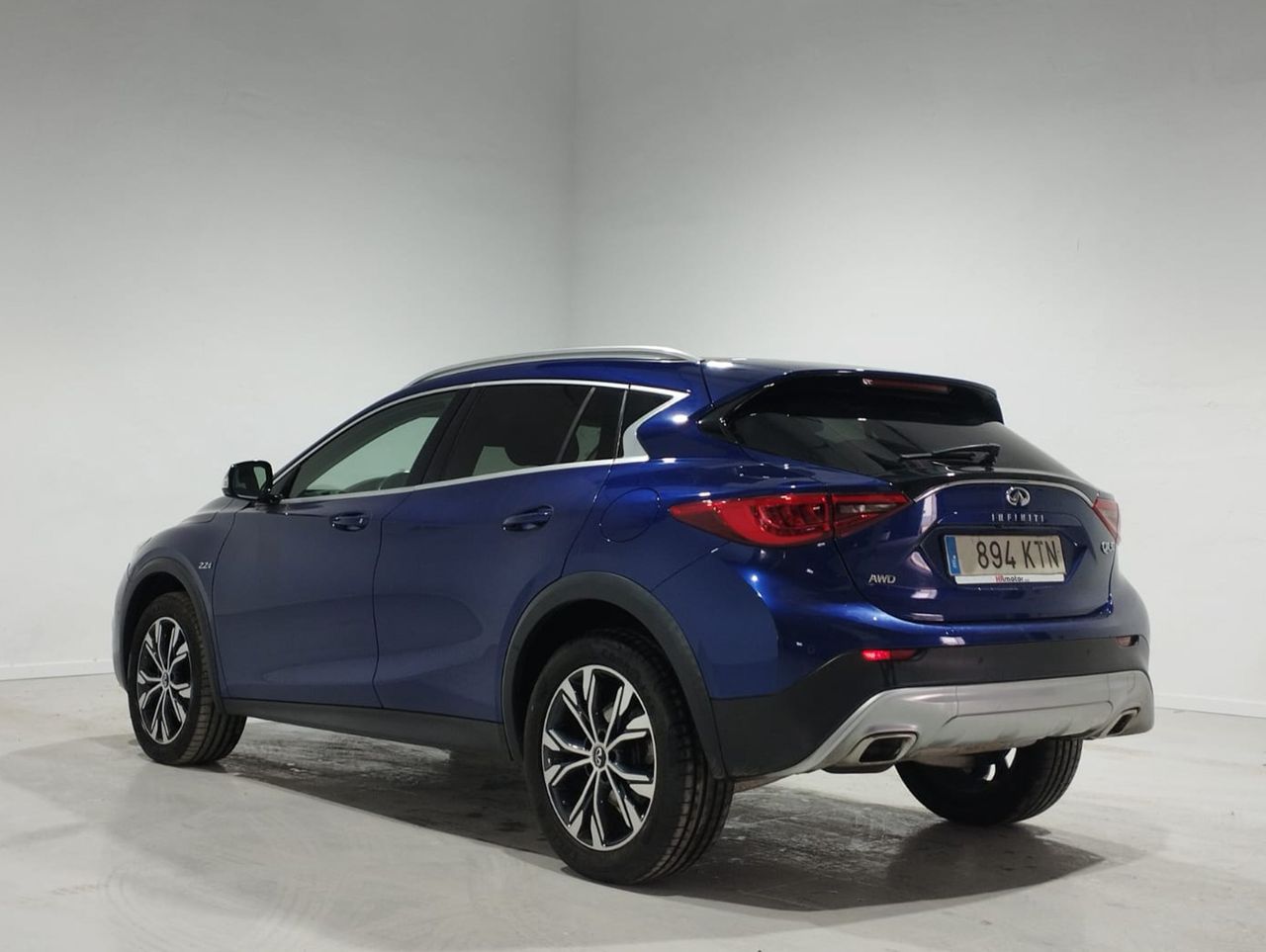 Foto Infiniti QX30 4