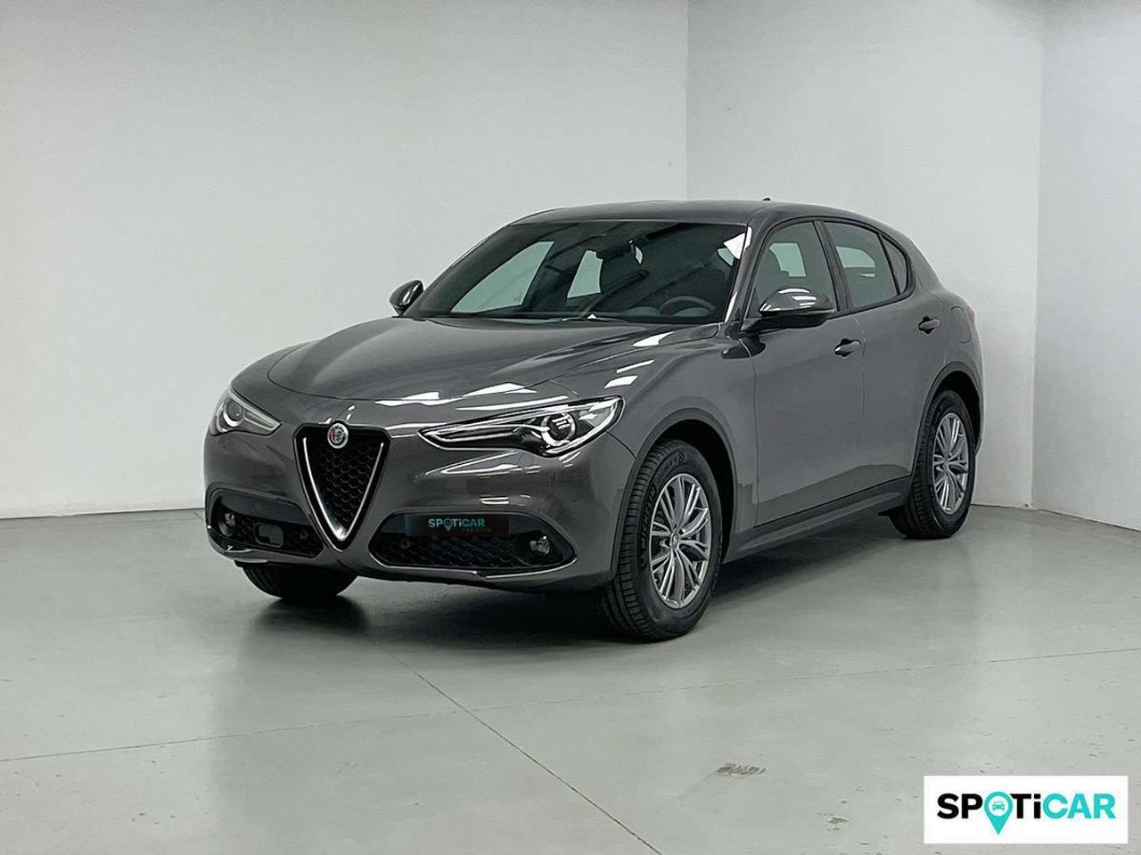 Foto Alfa Romeo Stelvio 1