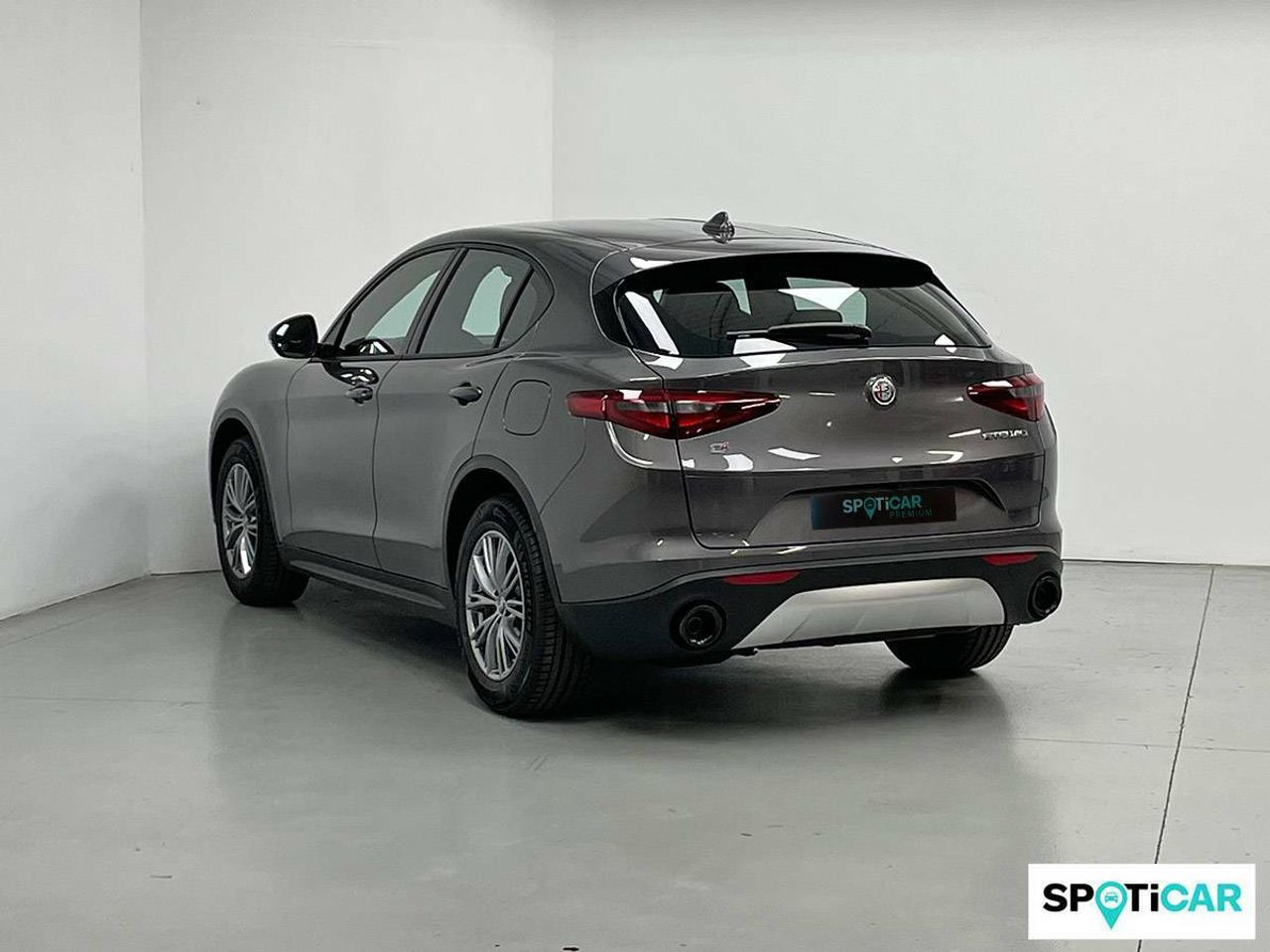 Foto Alfa Romeo Stelvio 7