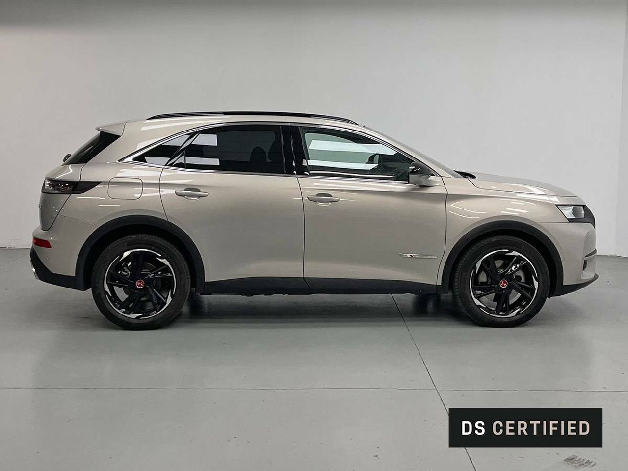 Foto DS Automobiles DS 7 Crossback 4