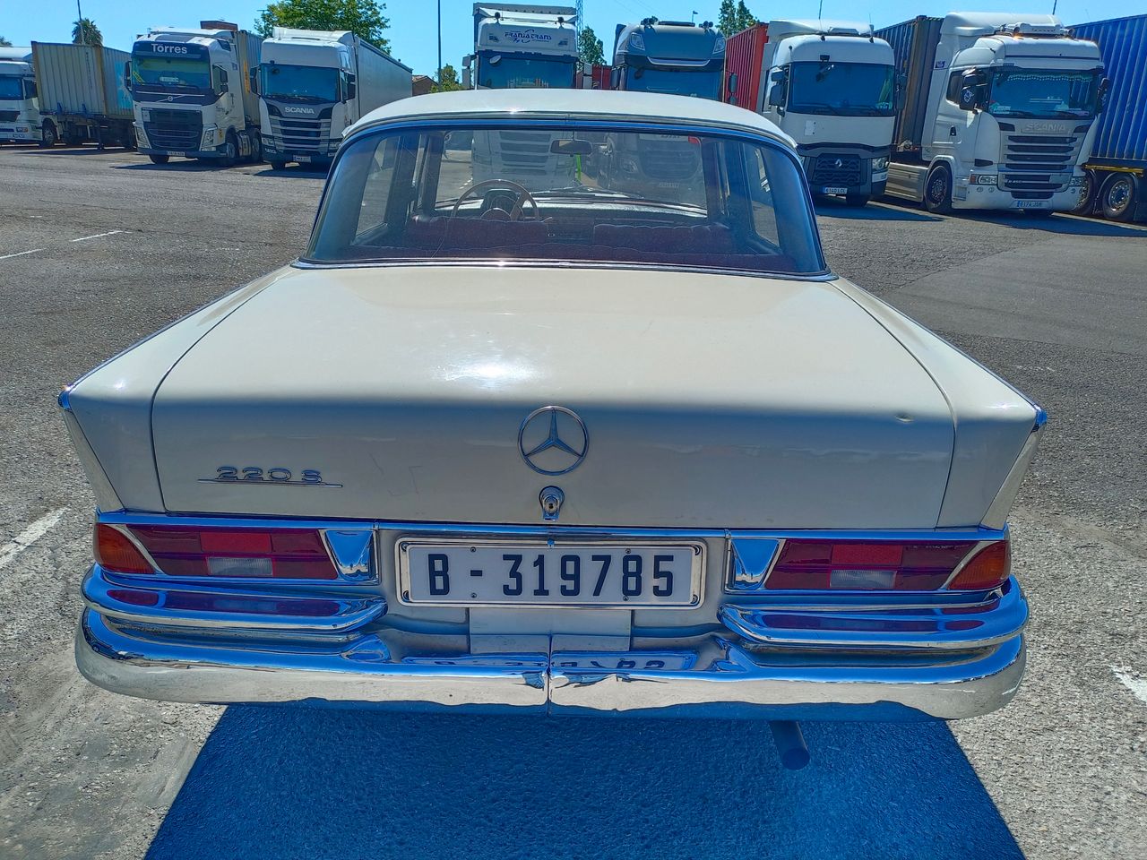 Foto Mercedes-Benz 220 14