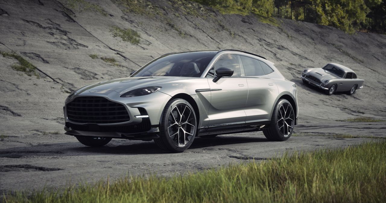 Foto Aston martin DBX 2