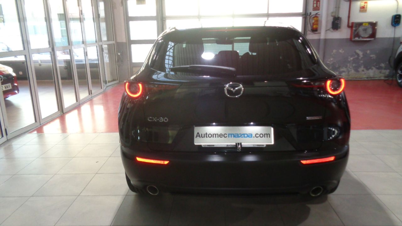 Foto Mazda CX-30 6