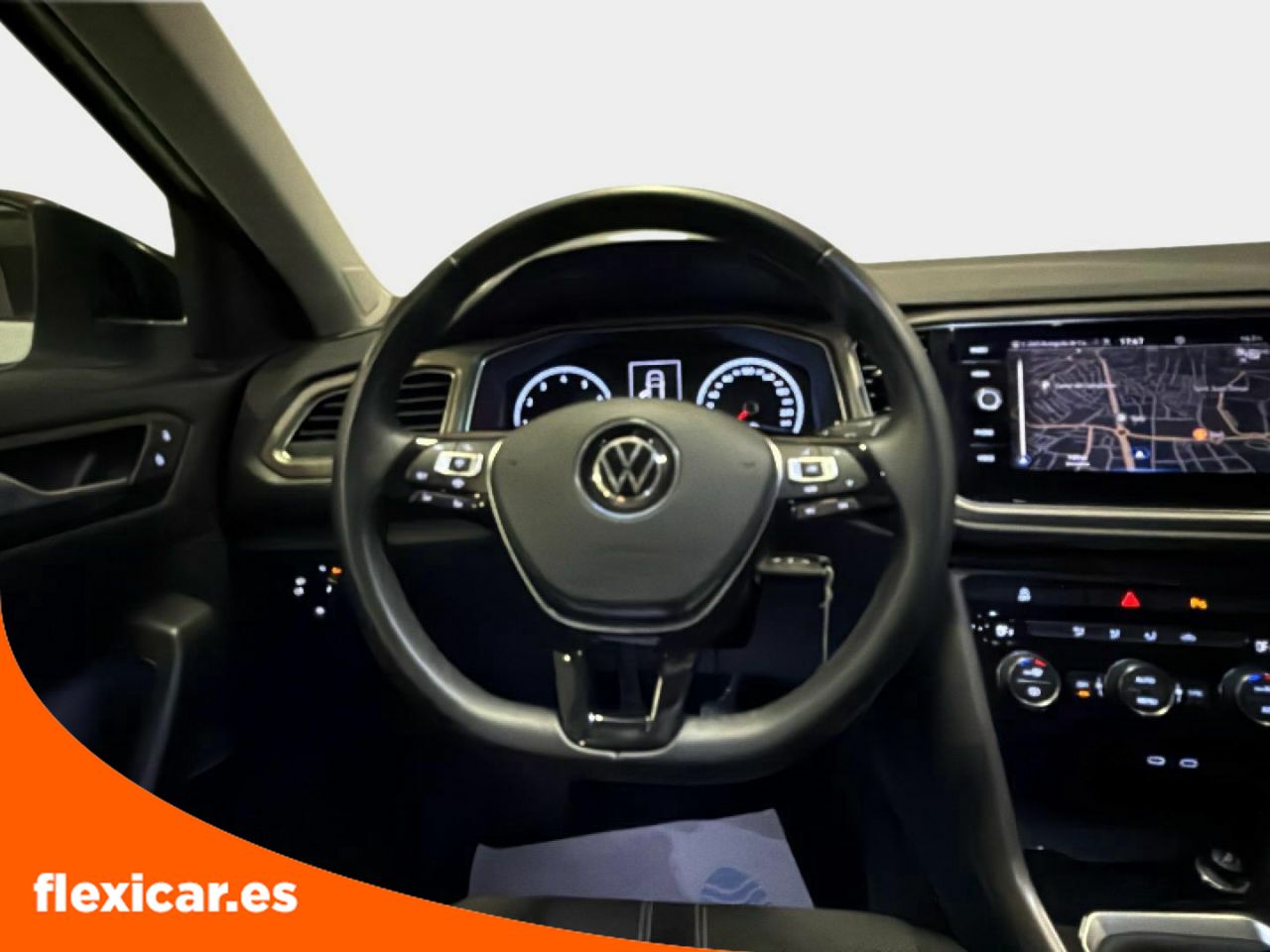 Foto Volkswagen T-Roc 13