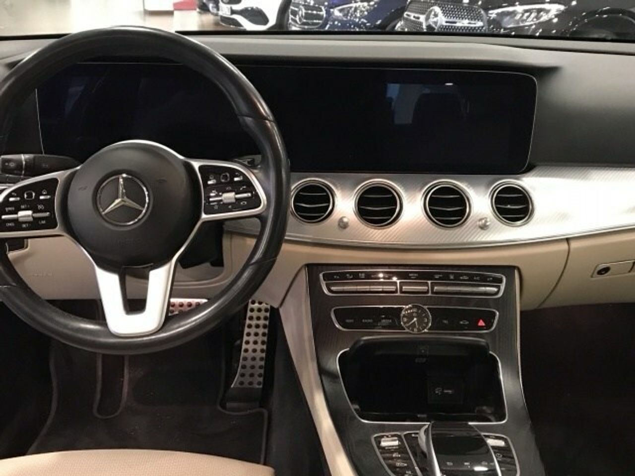 Foto Mercedes-Benz Clase E 8