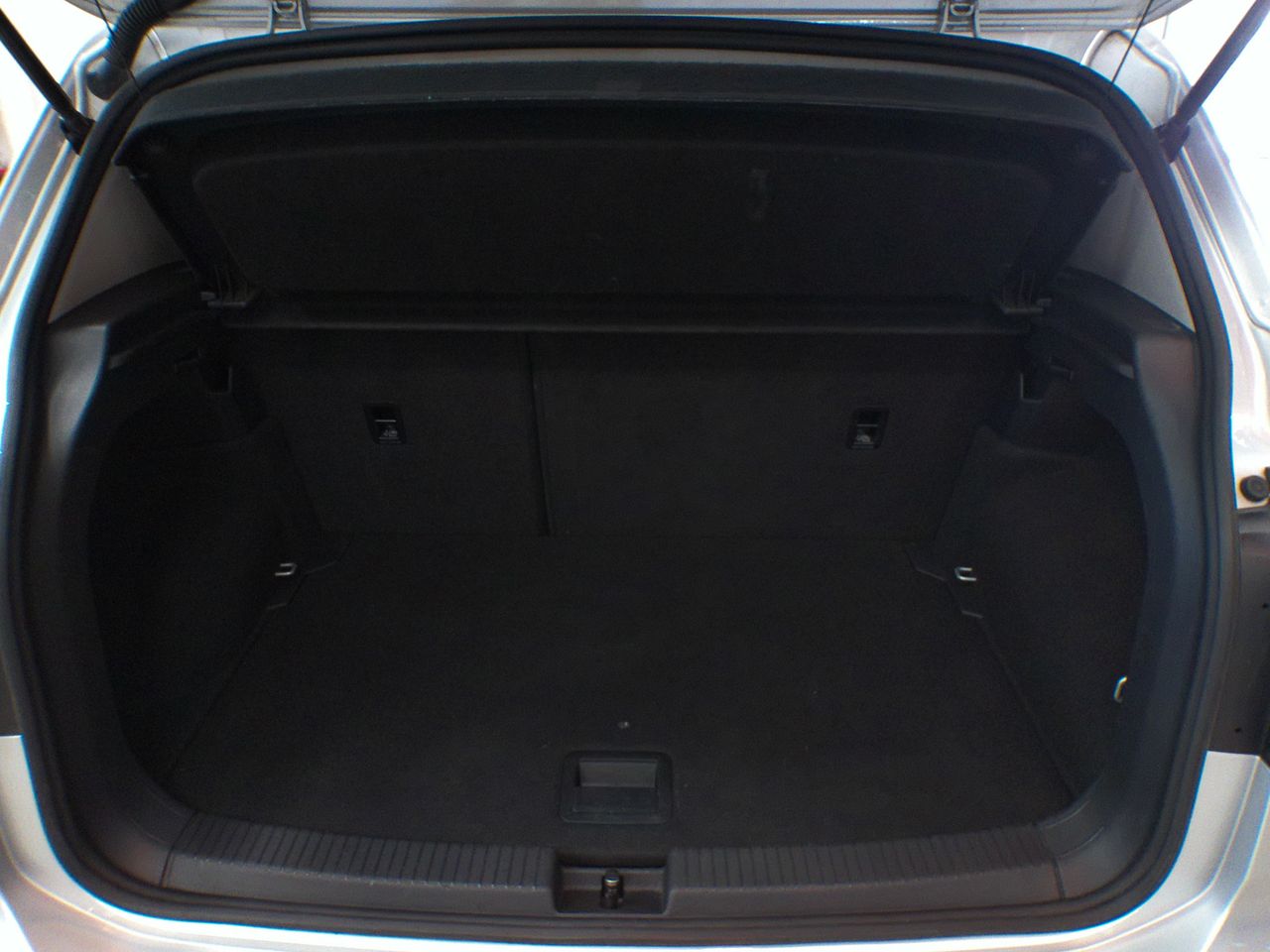 Foto Volkswagen T-Cross 11