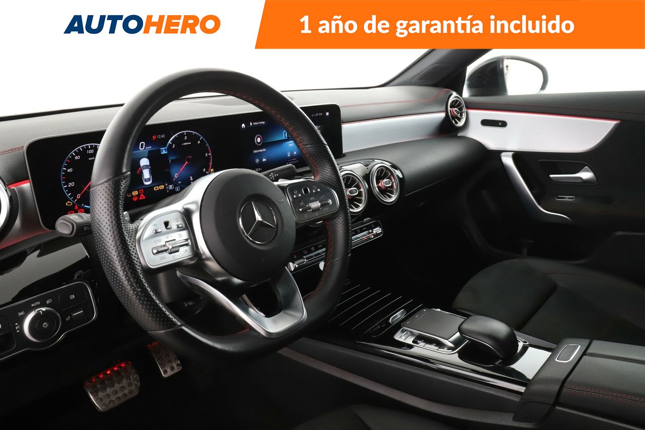 Foto Mercedes-Benz Clase CLA 11